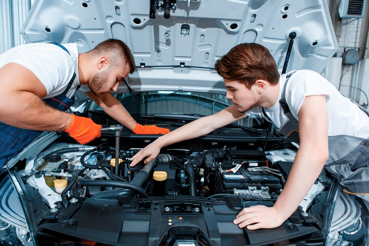 Choose a Certified Car Mechanic for Supreme Car Maintenance