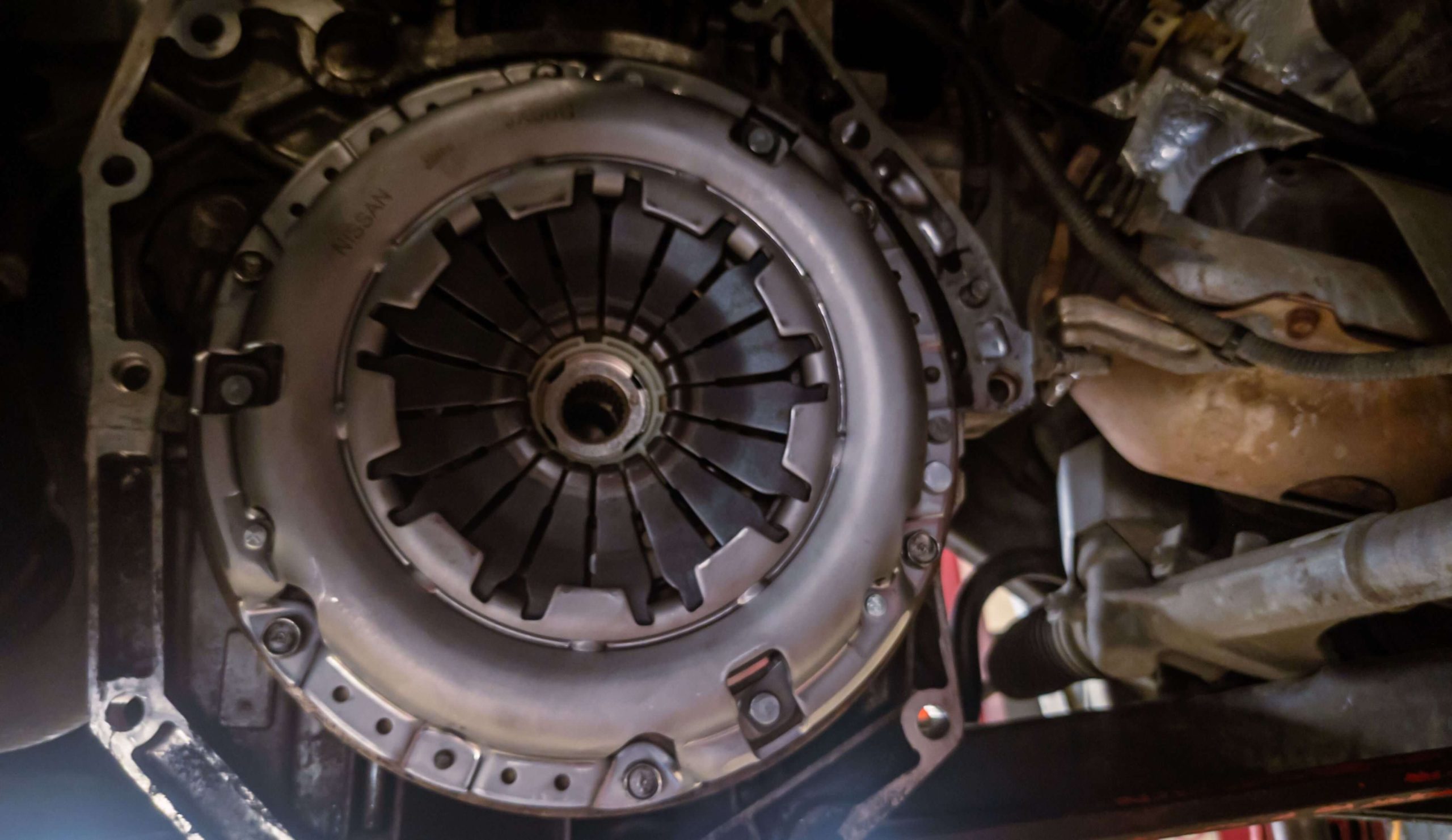 Using a Damaged Clutch? Top Reasons Why It Is a Poor Choice!